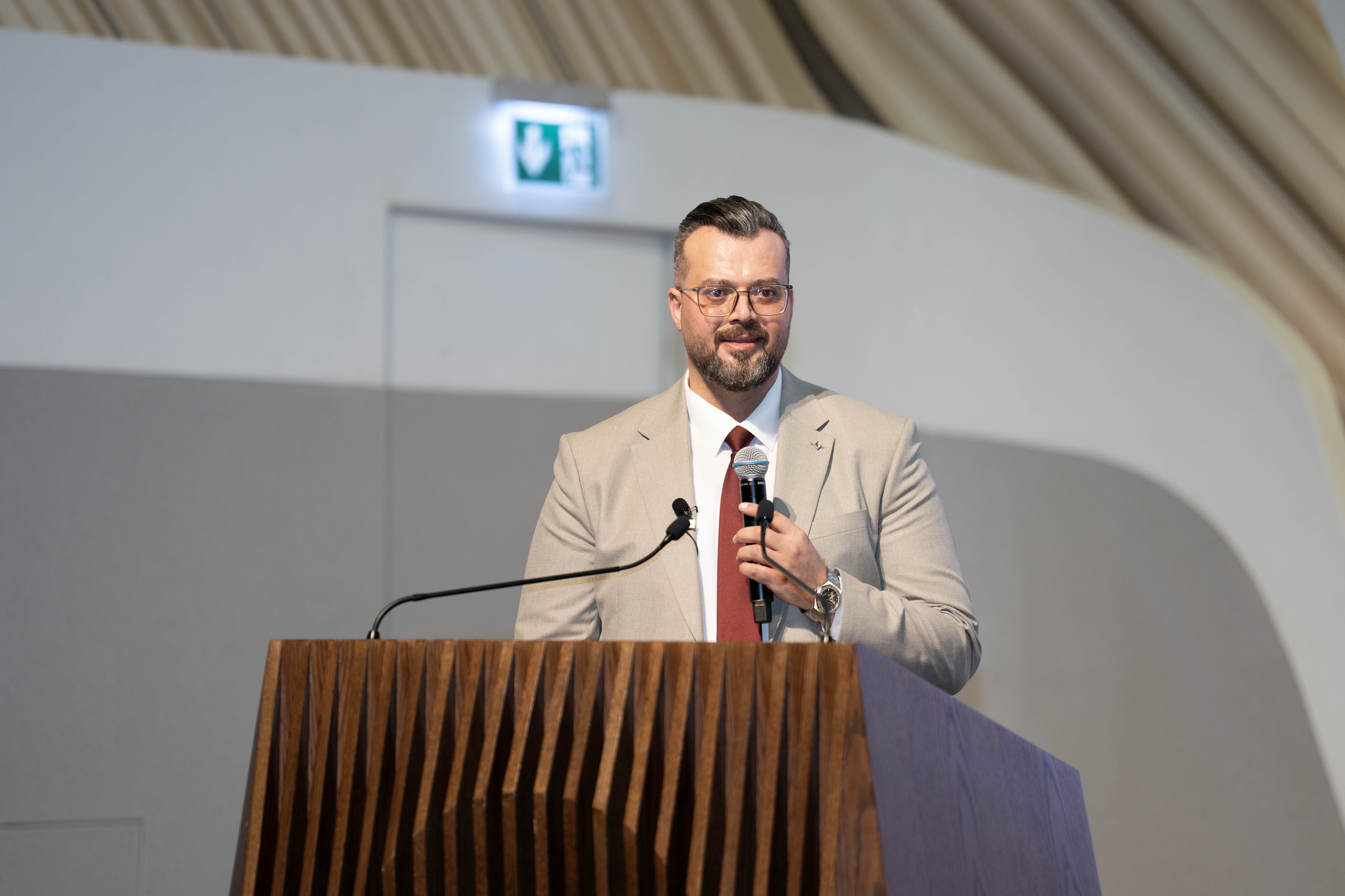 احتفاءً باليوم العالمي للتطوع مكتبة محمد بن راشد تضيء على رحلة العطاء في «إكسبو التطوع والابتكار»